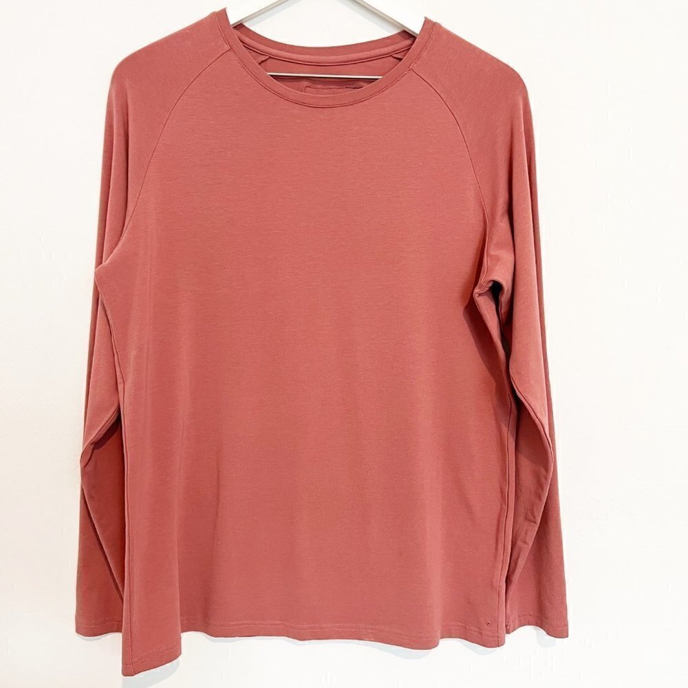 Alphalete Mens Long Sleeve Athletic Shirt Size Medium‎